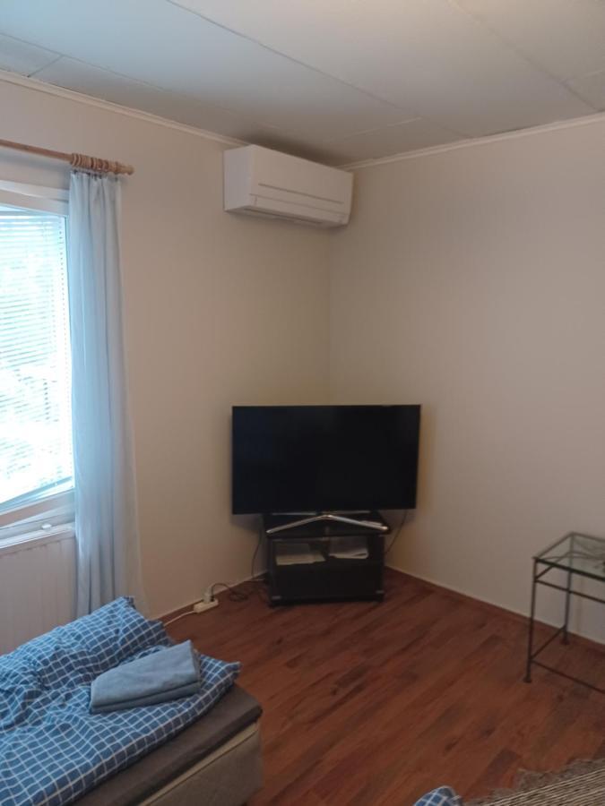 Huoneisto 2 Apartment ซาวอนลินนา ภายนอก รูปภาพ
